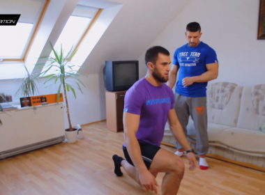 Ćwiczenia na nogi w domu bez sprzętu - dla średniozaawansowanych 
