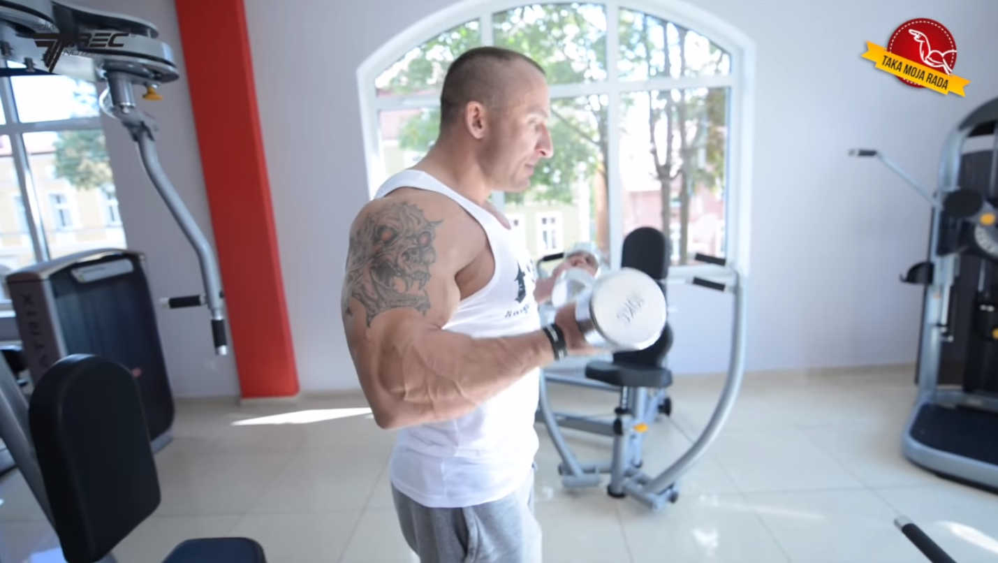 Jak poprawnie ćwiczyć biceps - Tomasz Lech