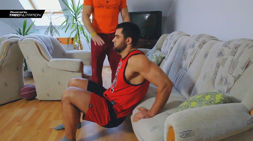 trening tricepsa w warunkach domowych